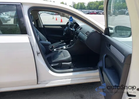 2013 Volkswagen Passat 2.5L Se from USA, damaged, VIN 1VWBP7A3XDC098686